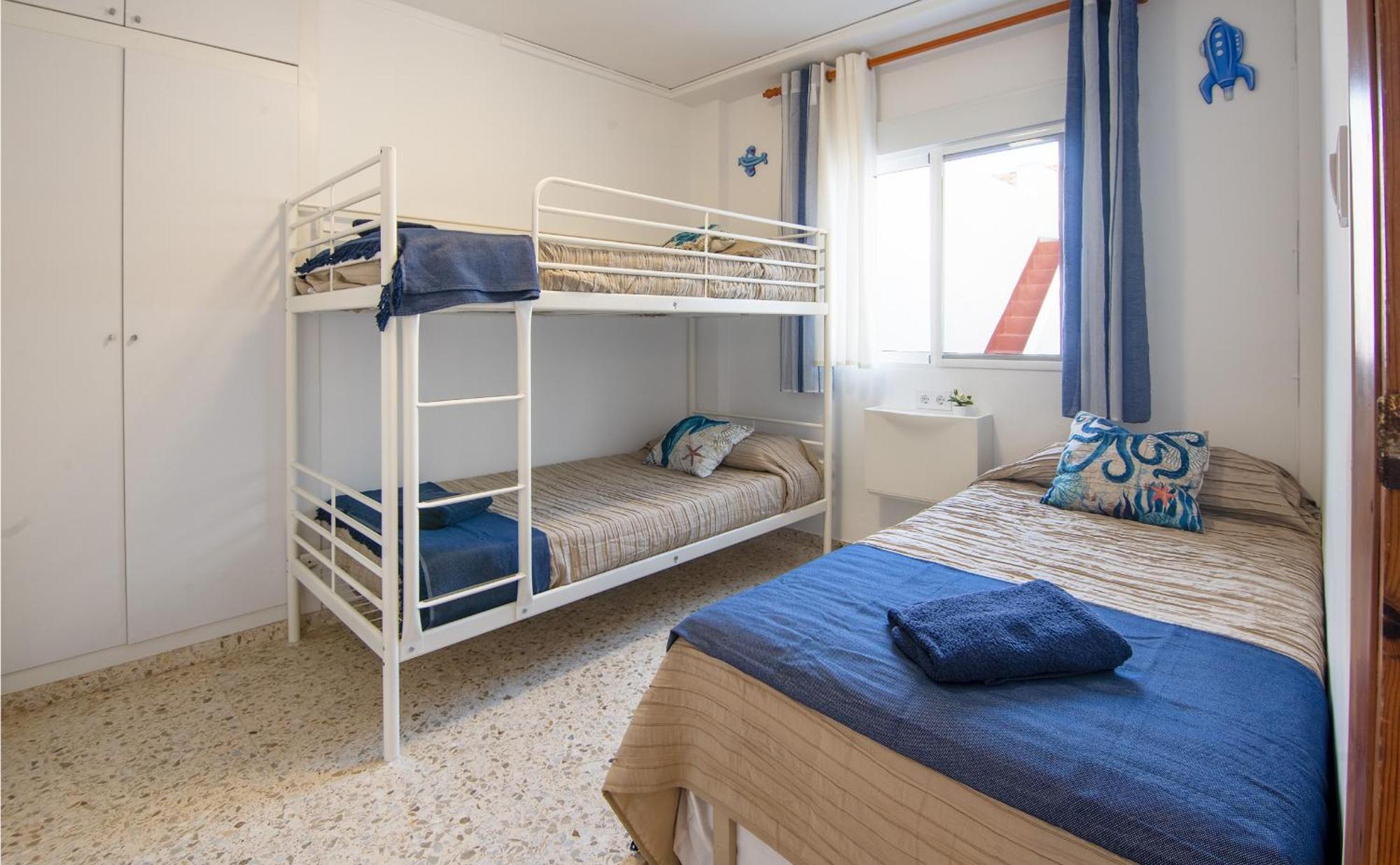 Beachfront House 皮莱斯 外观 照片
