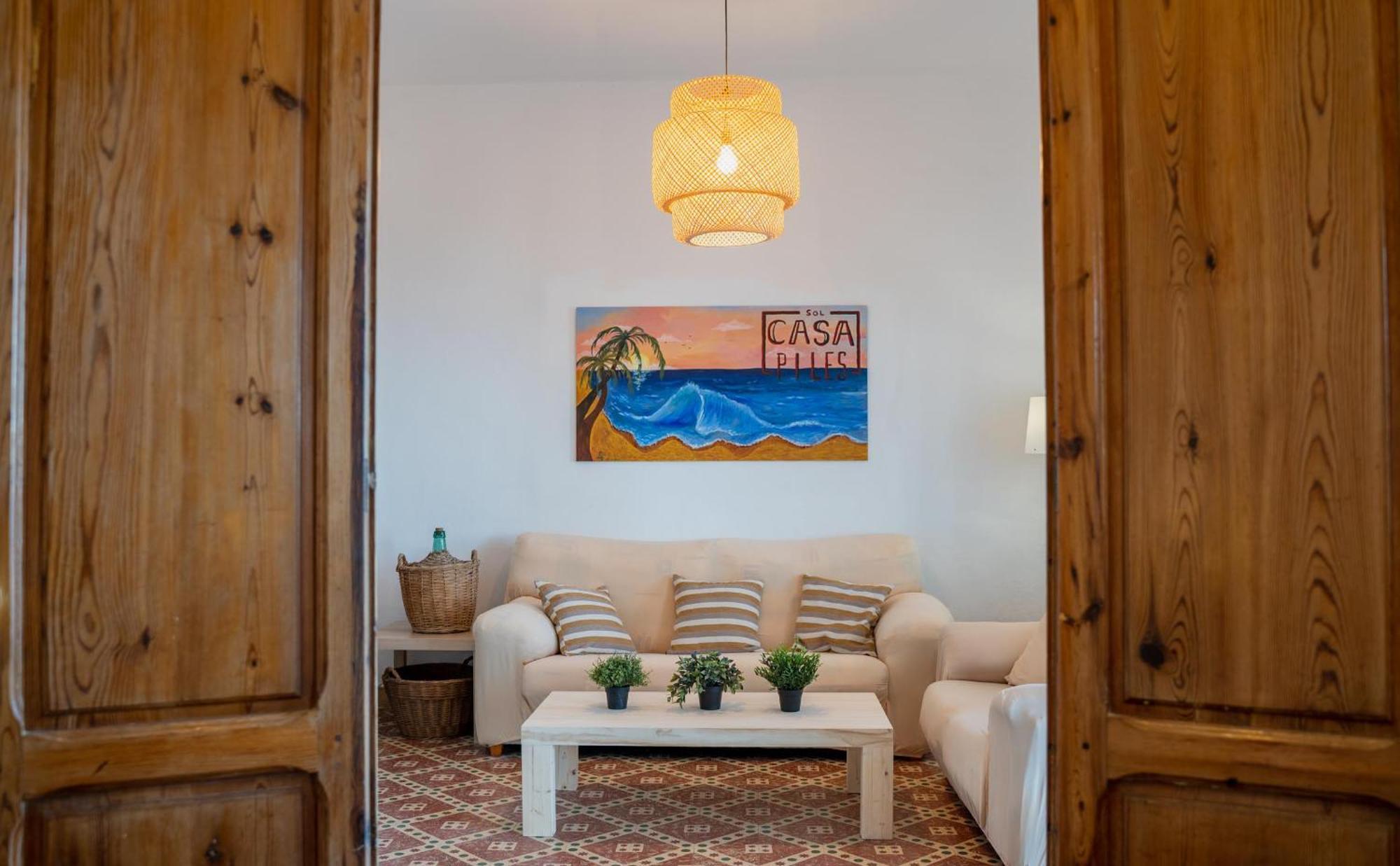 Beachfront House 皮莱斯 外观 照片